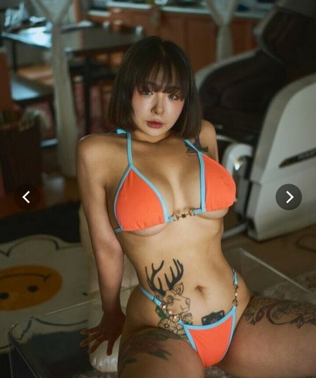 Cardi gk model nude gallery