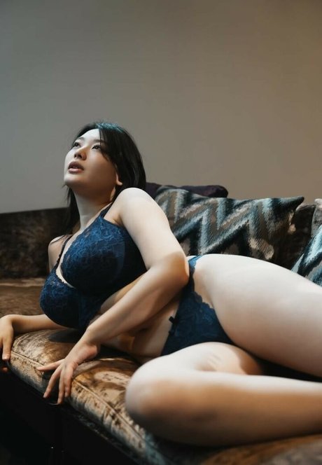 asian milf onlyfans hot naked gallery