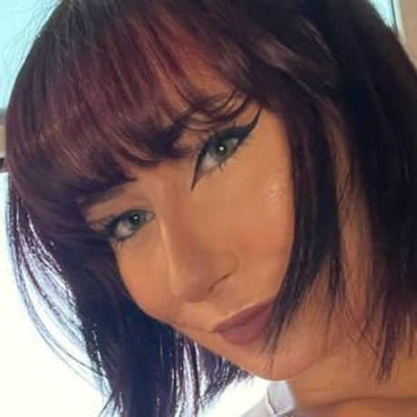 financebarbie model art galleries