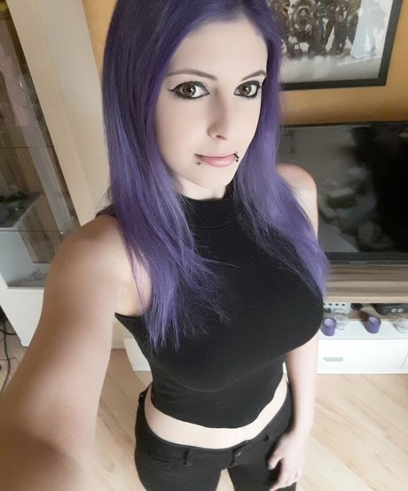 LunaraKitsune pornstar adult photos