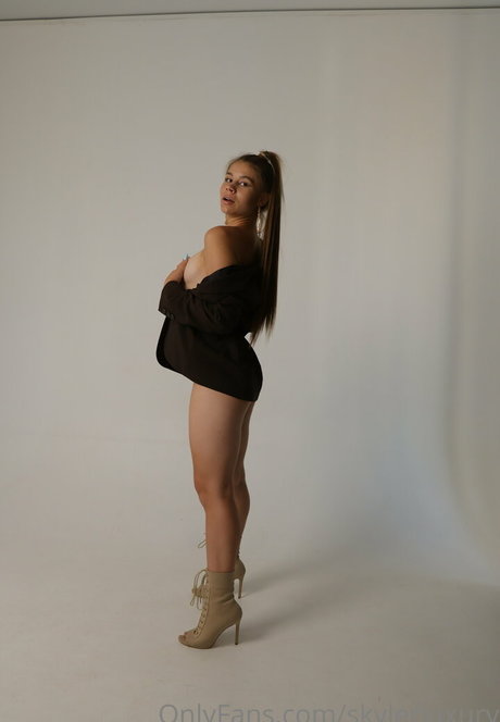 michelle milly free model photos