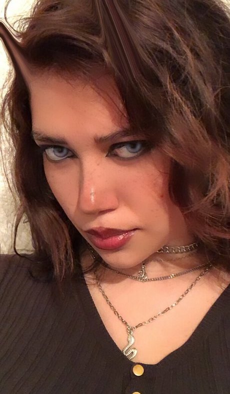 sar eliii nudes pornstar pic