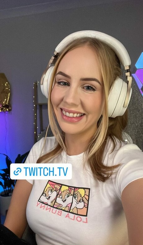 Nalopia pornstar nudes image