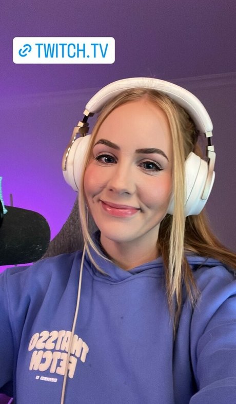 Nalopia sex actress photos