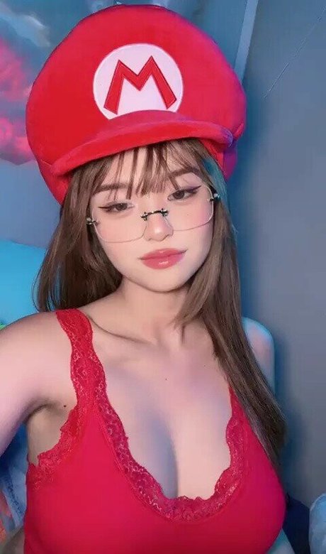 Jeila Dizon model nude image