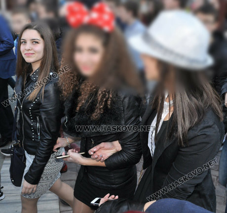 Mass Massage hot actress pic