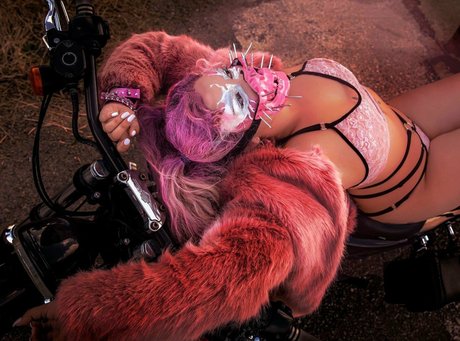 fantasyani erotic actress photo