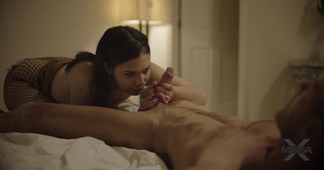 Violet Starr naked star photo