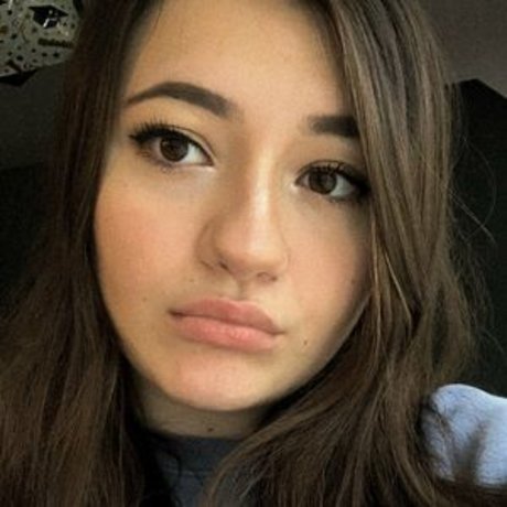 Bananabrea pretty actress archive