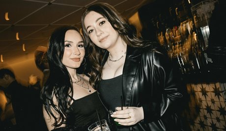 Bananabrea erotic model photo