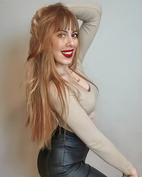 Patty Lily pornstar nude photos