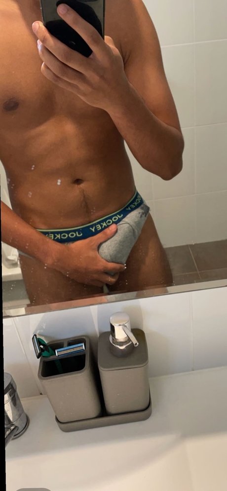 hairy legs onlyfans pornos pictures