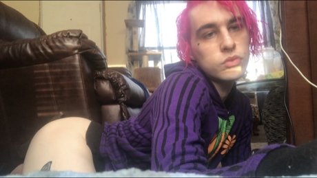 Pr3ttyboyryan nude pornstar images