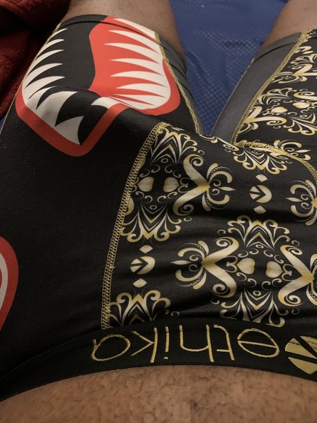 PussyThroatExperience hd model picture