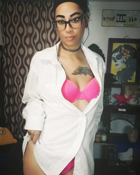 Rio Tianna VIP model image