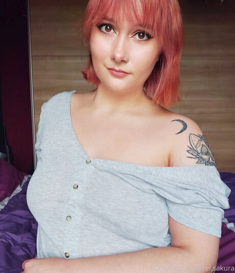 Rei Sakura model adult photo