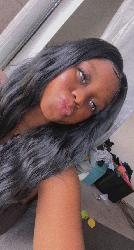 Anglaaaa_ exclusive pornstar photo