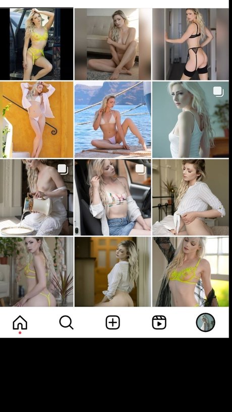 Lily Rose nudes actress picture