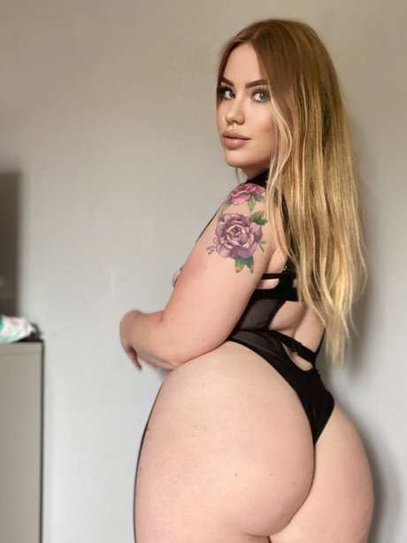 Melissa Jayne pornstar beautiful gallery