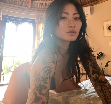 curvy star onlyfans free naked images