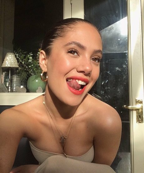 rough onlyfans sexy xxx pictures