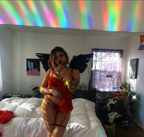 dailydaisy top actress picture