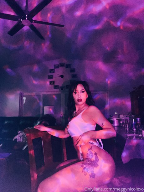 Megan Nicole star sexy gallery