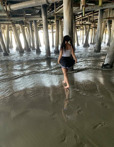 Megan Nicole nude thumbnail