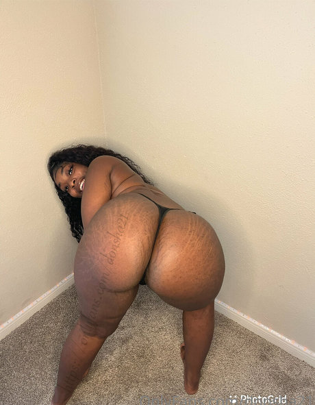 donsha21 nude model photos