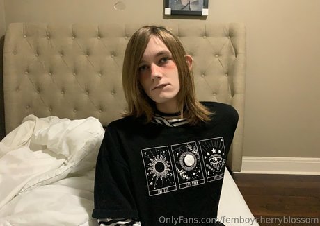 blonde male onlyfans nude images