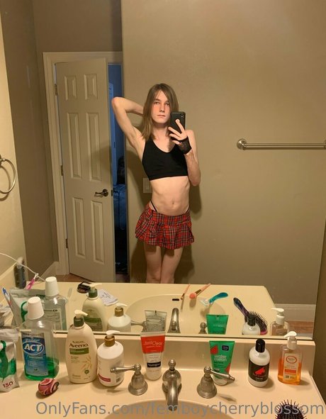 femboycherryblossom pornstar nudes images
