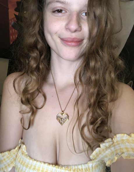 peachypotbaby top pornstar pics