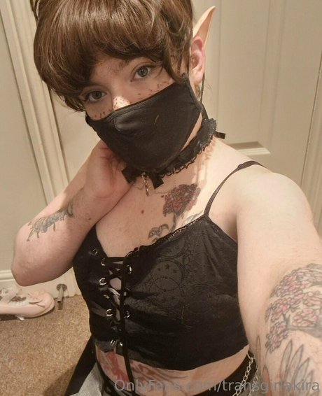 transgirlakira beautiful pornstar photos