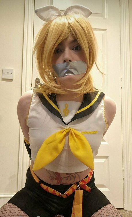 transgirlakira porn star img