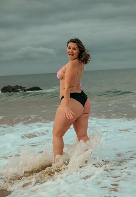 courtneylynnfree erotic model pic