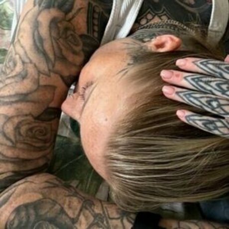 Ty4living hd model pic