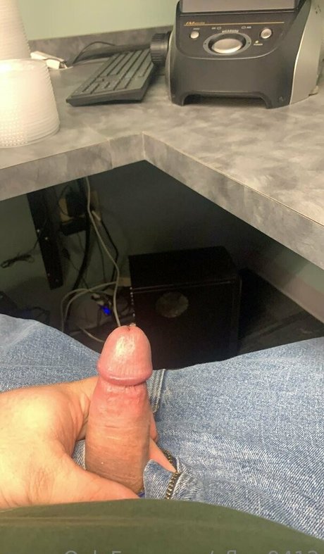 cflow9412 pornstar nude picture