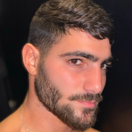 Biceps King_ naked model img