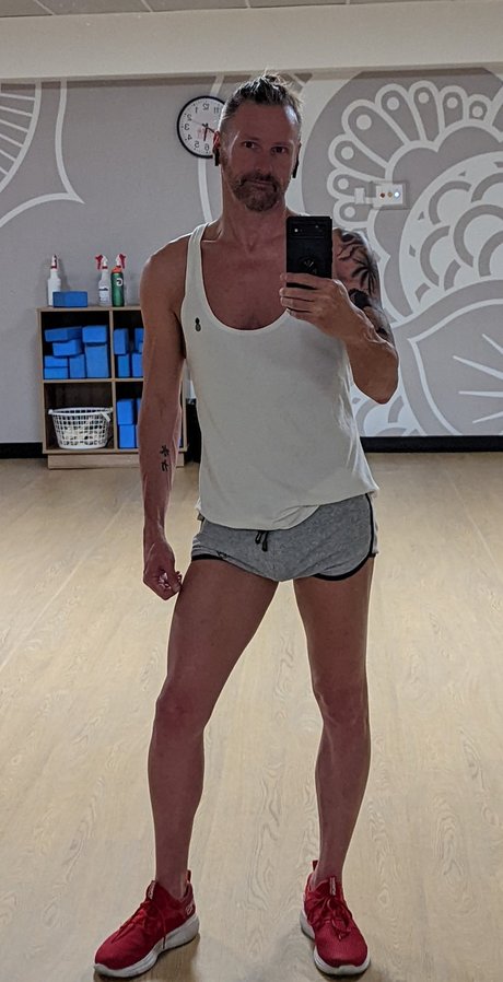Mike Eriksson pornstar nude pictures