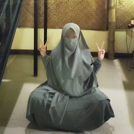Hijabi Adventure free star photo