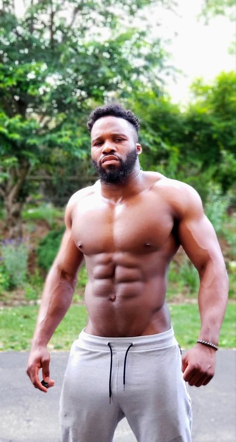 Dream Daddy Tyrone free star picture