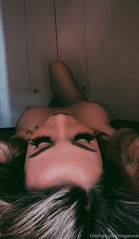 actress onlyfans erotic pictures