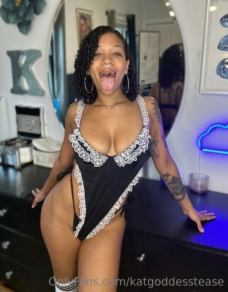 blonde big tits onlyfans exclusive photo