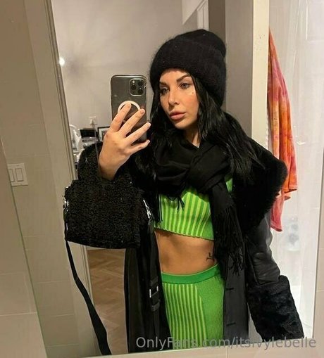 mature hairy pussy onlyfans beautiful xxx pic