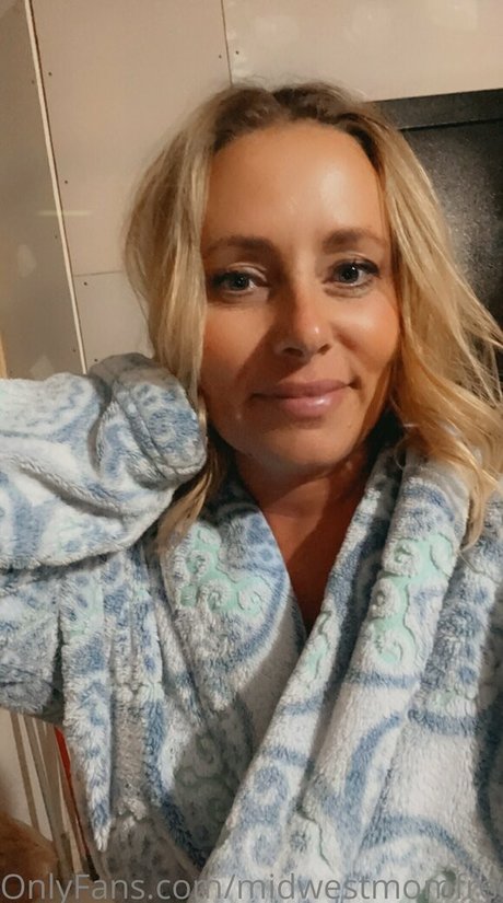 midwestmomfree naked pornstar picture