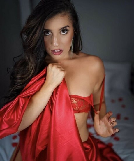 Amanda Chilelli pornstar nudes gallery