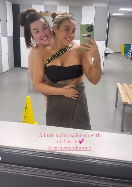 hot onlyfans pornographic images