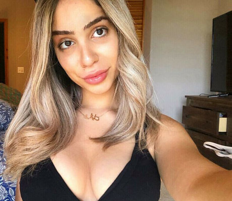 Chanelghaly free star pictures