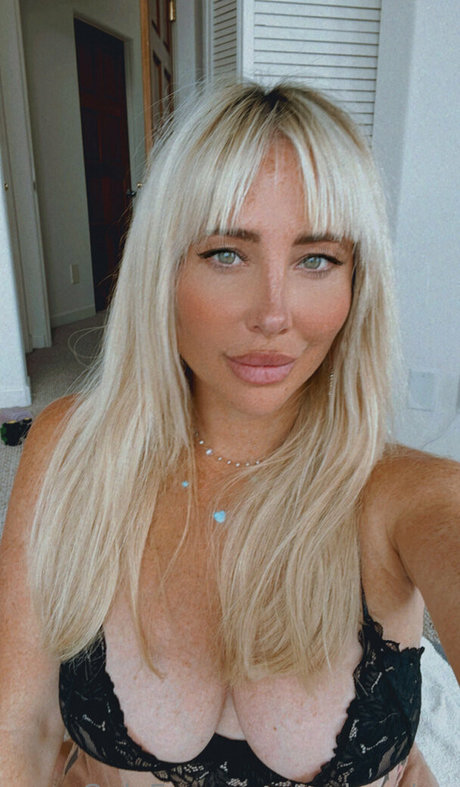tashareign pretty actress images