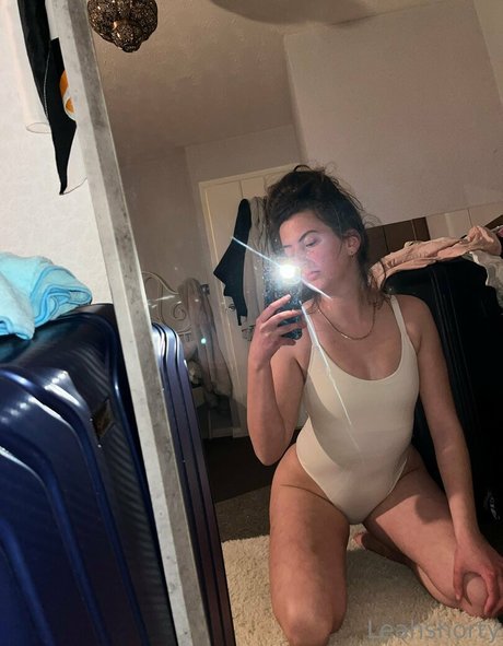 gloryhole wife onlyfans beautiful photos